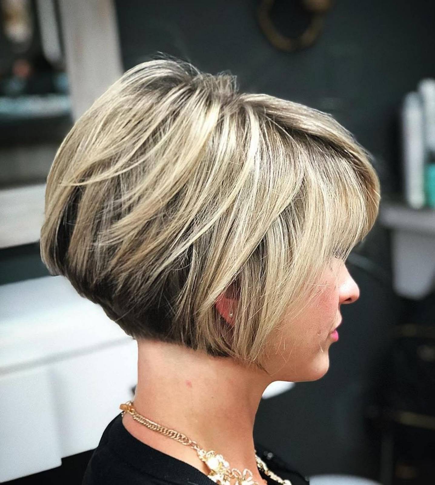 25-gorgeous-short-hairdos-that-knock-10-years-off-your-age 1