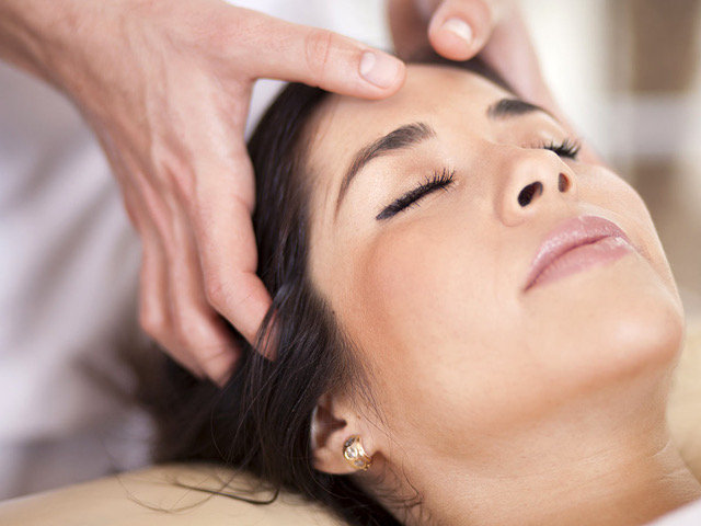 head massage 1200x900 1